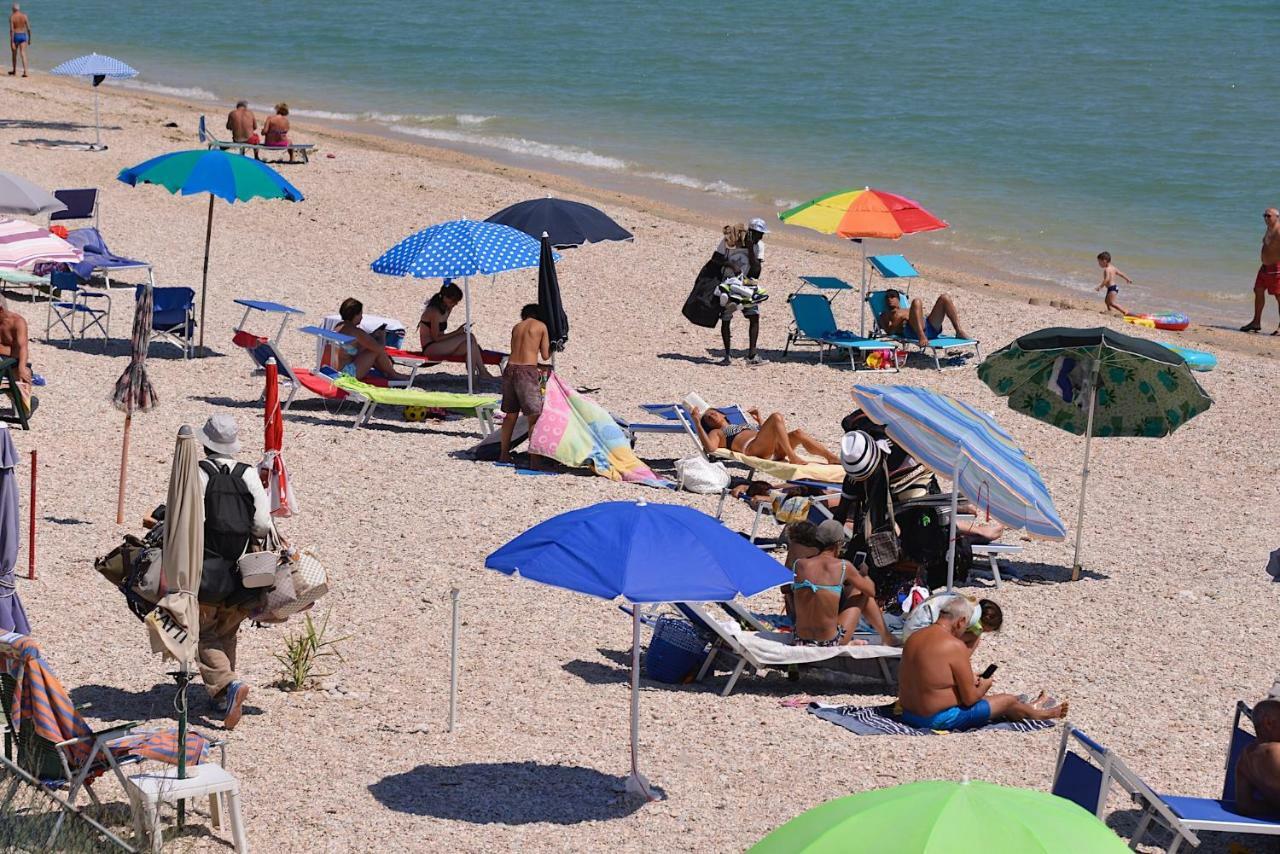 Camping Tre Archi Lido di Fermo Luaran gambar